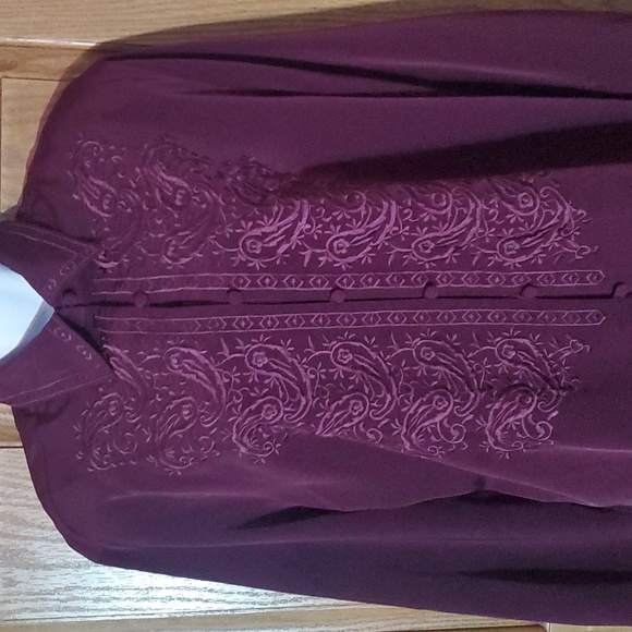 Dress Barn Women's Vintage Burgandy Embroidered Long Sleeve Button Up Blouse - Picture 3 of 10